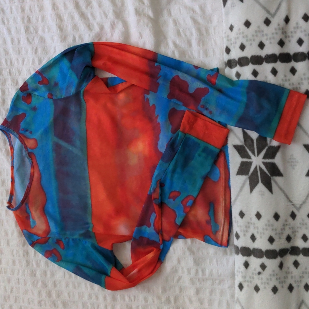 Y2K long sleeved crop top